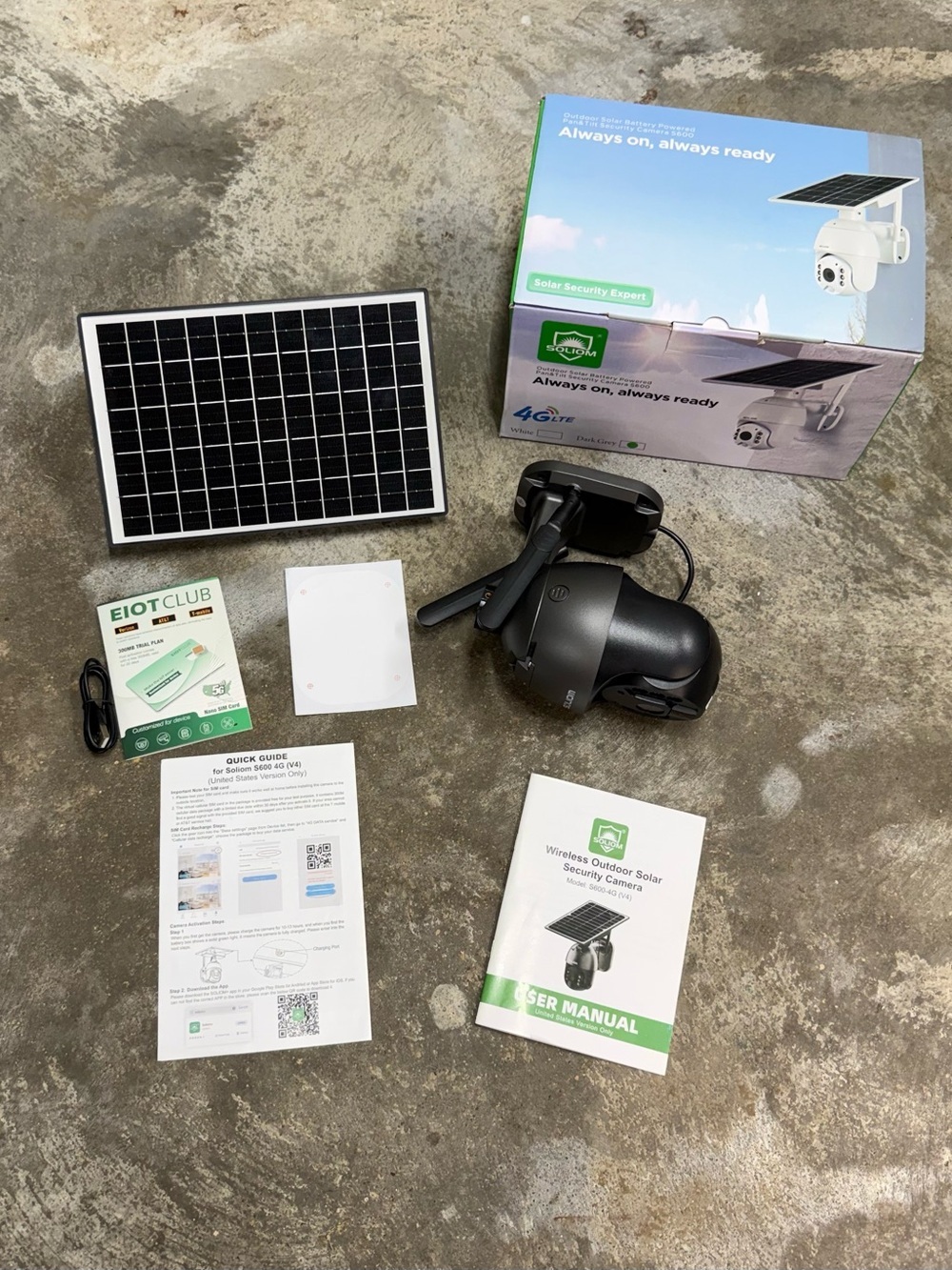 Soliom S600 4G LTE Solar Powered Security Camera Open Box